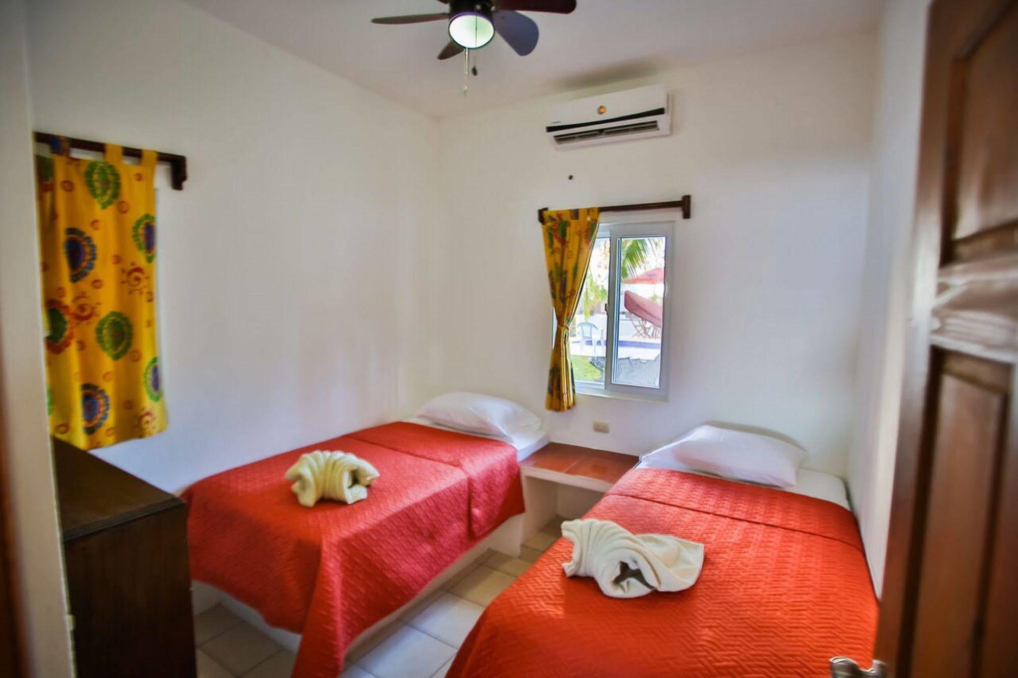 Playa Plana Hotel Гавайи Экстерьер фото